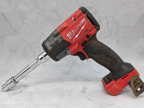 Milwaukee 18V 1/2" Impact Wrench Skin-Only w/ Socket Extension Bar - BP370945 - Image 2
