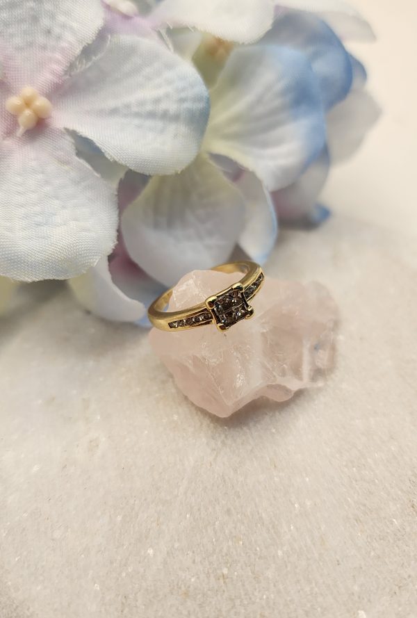 9CT Yellow Gold Diamond Ring - IP331293 - Image 2