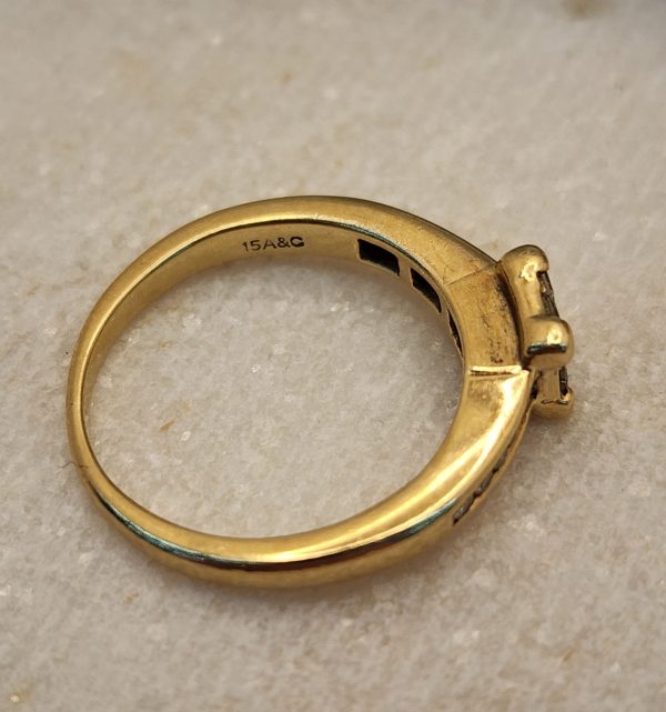 9CT Yellow Gold Diamond Ring - IP331293 - Image 10