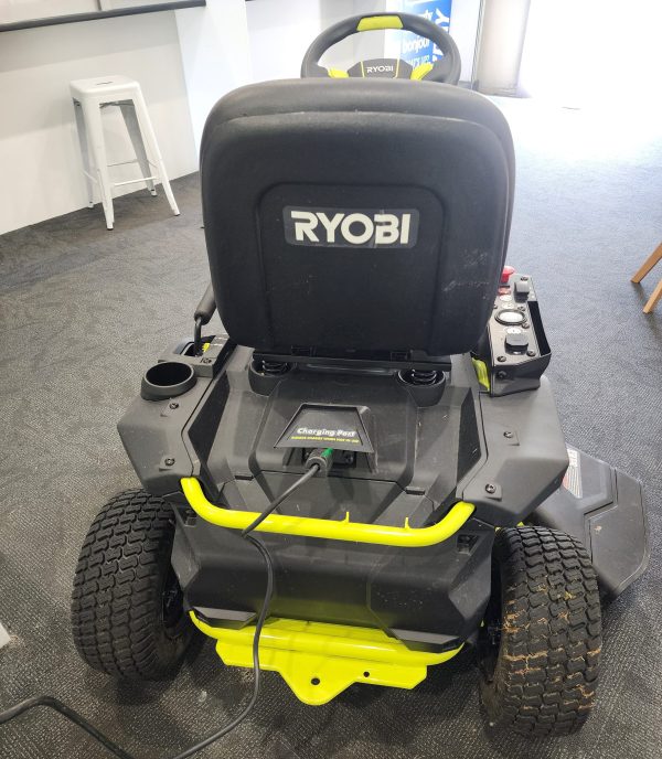 Ryobi 48V 38" 75Ah Brushless Ride-On Lawn Mower (RM480e) - IP374170 - Image 13