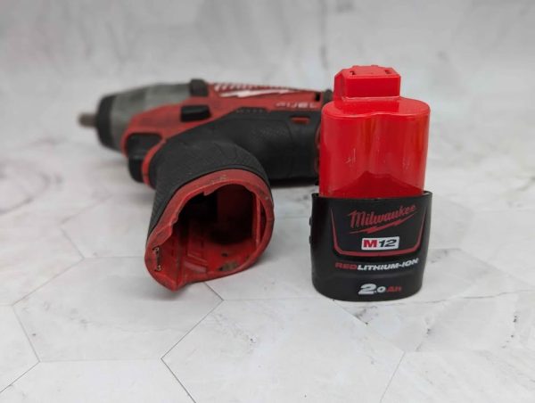 Milwaukee 12V FUEL 3/8" Impact Wrench w/ 2Ah Battery - BP367890 - Image 6