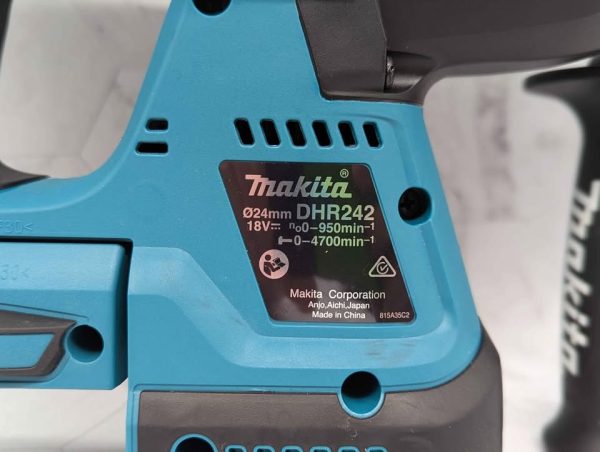 Makita 18V 24mm SDS Plus Rotary Hammer Skin-Only (DHR242) - BP370161 - Image 5