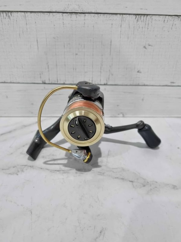 PENN 2000 POWER GRAPH REEL TW327049 - Image 8