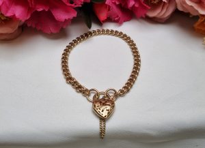 9ct Yellow Gold Heart Locket Curb Link Bracelet TW350392