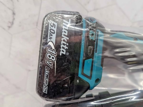 Makita 18V Impact Driver w/ 5Ah Battery and Charger - BP376663 - Image 7