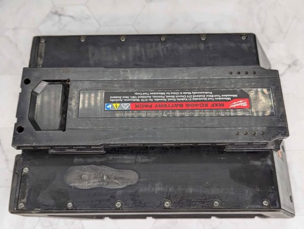 Milwaukee MX Fuel RedLithium XC406 Battery - BP374241 - Image 7