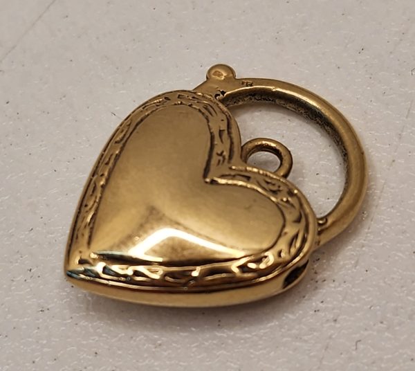 Ladies 9CT Yellow Gold Heart Locket Pendant with Diamonds -IP332935 - Image 8