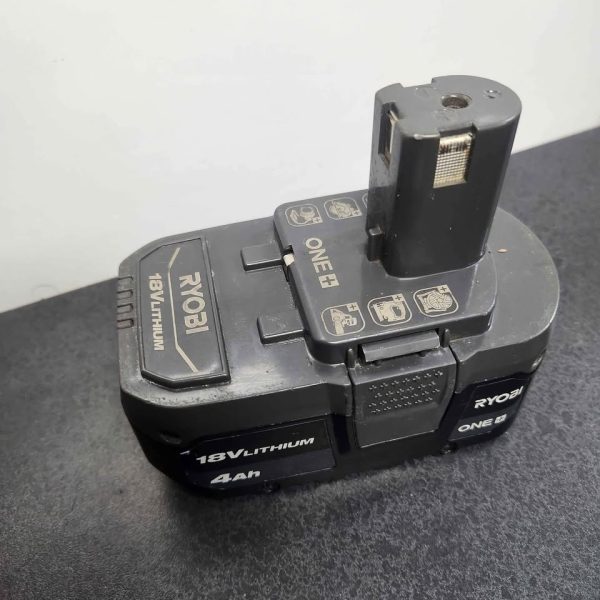 RYOBI 4.0AH BATTERY #GN374612 - Image 9