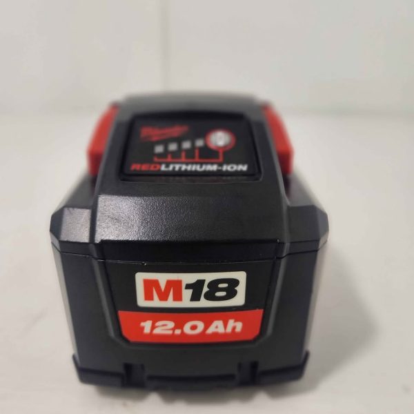 MILWAUKEE M18 12.0AH BATTERY - Image 6