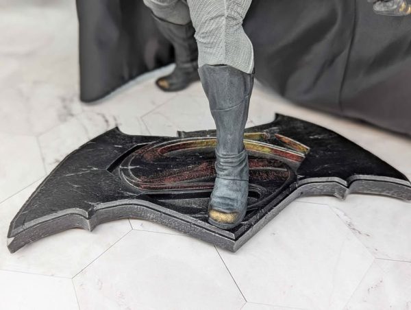 Batman Vs Superman Model Figure w/ Stand - BP375470 - Image 3