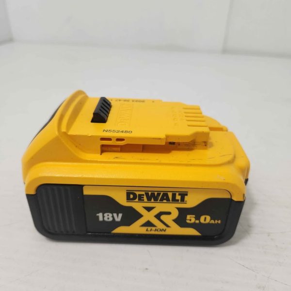 DEWALT 5.0AH 18V BATTERY #GN375494 - Image 5