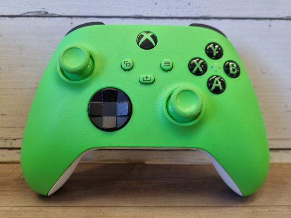 Xbox Velocity Green Controller TW378021 - Image 2