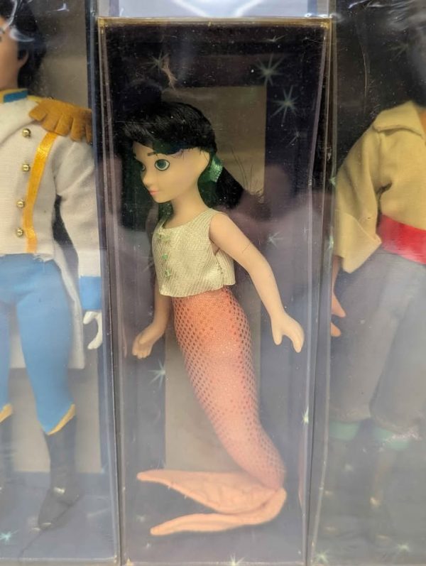 DeAgostini Disney 6 Pce The Little Mermaid Porcelain Doll Figures - BP380327 - Image 5