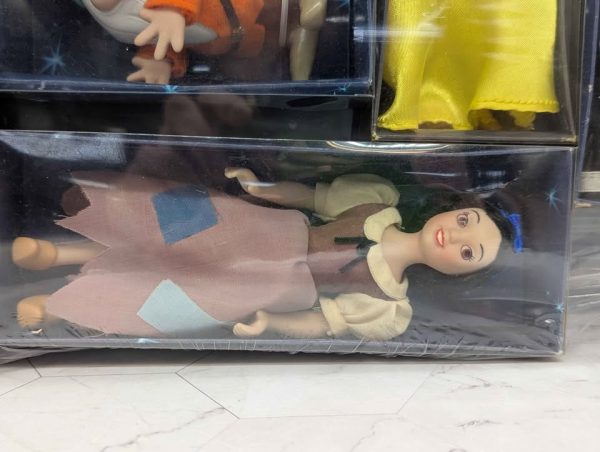 DeAgostini Disney 11 Pce Snow White Porcelain Doll Figures - BP380327-4 - Image 12