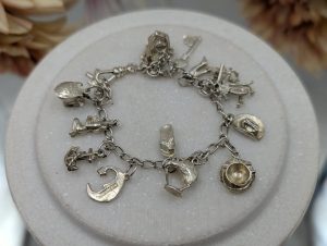 Ladies 925CT Silver Dangly Charm Bracelet (28gms) - BP376974