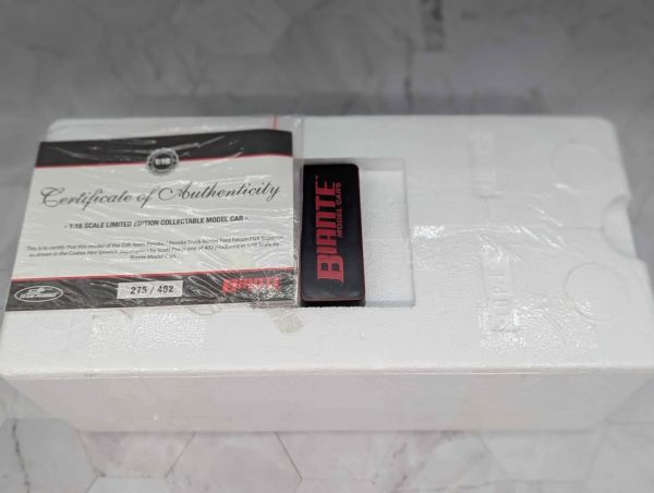Biante 1/18 Team Penske Ford Falcon FGX Supercar Model 2016 - BP375548 - Image 2
