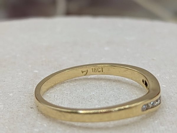 Ladies 18CT Yellow Gold Channel Set Diamond Ring (2.6gms)*REDUCED PRICE* - BP327755 - Image 6