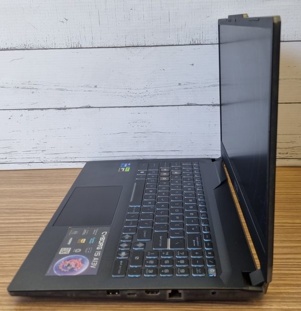 MSI Cyborg 15 Gaming Laptop TW378901 - Image 7