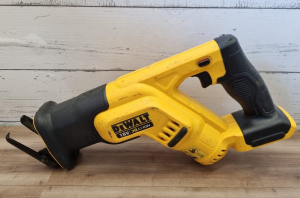 DeWalt 18V Reciprocating Saw TW356236 - Image 5