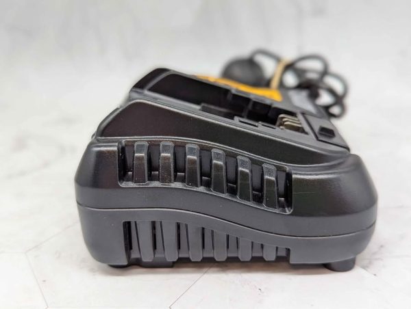 DeWalt 18/12V XR Battery Charger (DCB1104) - BP376602 - Image 3