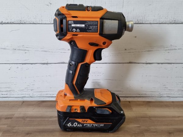 AEG 18V Impact Driver TW376201 - Image 6