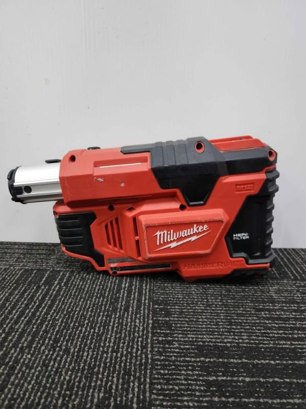Milwaukee 12V Hammervac Dust Extractor Skin-Only (M12 DE) - BP340173