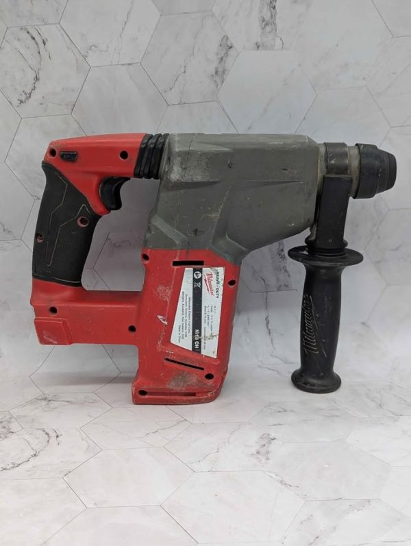 Milwaukee 18V SDS Plus Rotary Hammer Skin-Only (M18 CH) - BP376377 - Image 2