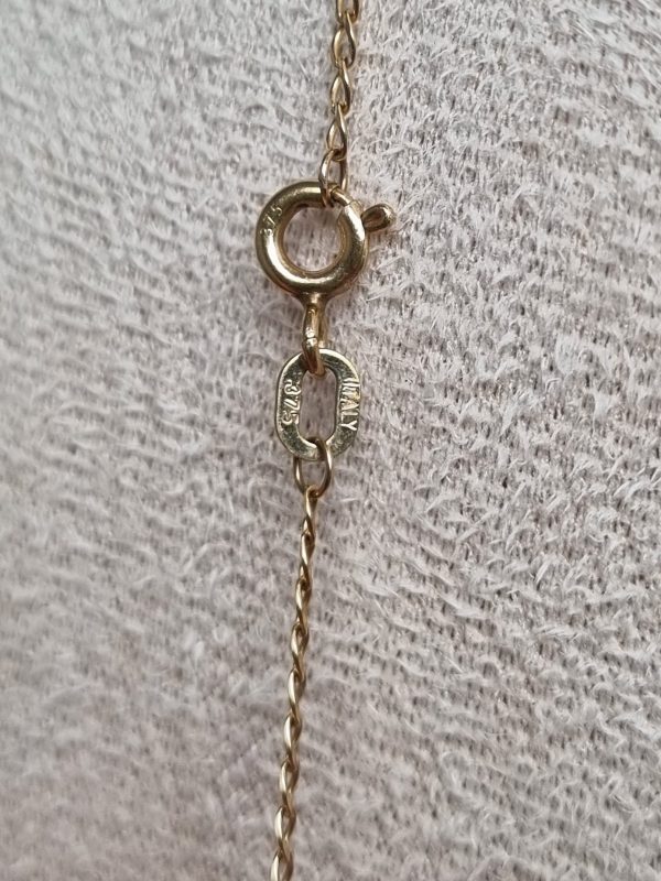 9ct Yellow Gold Necklace with Dark Blue Stone Pendant TW357212 - Image 7