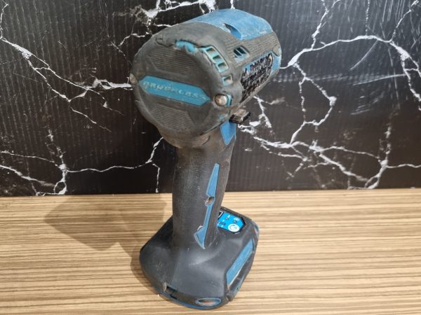 Makita 18V Impact Driver TW370555 - Image 8