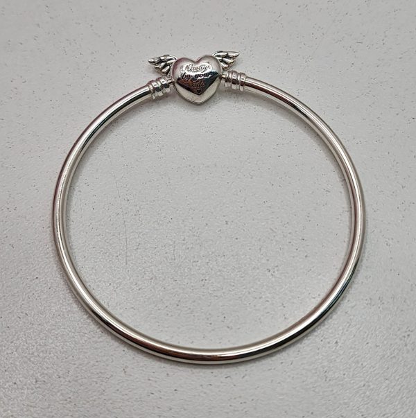 Pandora Moments Winged Heart Clasp Bangle 925ct - IP377437 - Image 9