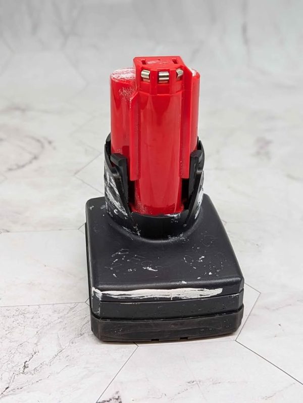 Milwaukee 12V 4.0Ah Battery - BP378076 - Image 4