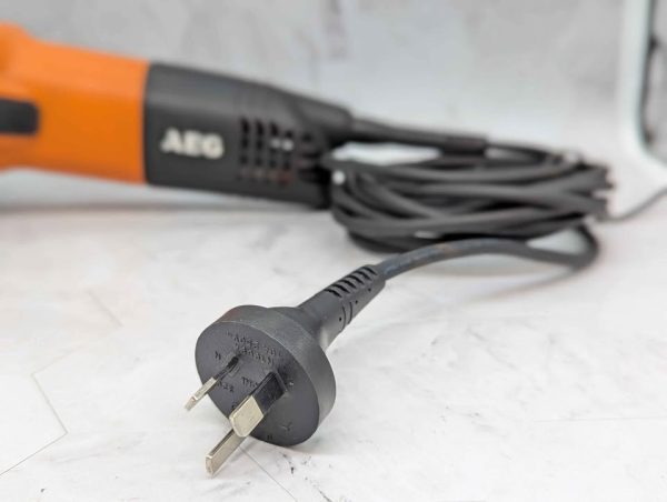 AEG 100mm Angle Grinder (WS-9-100) - BP376454 - Image 4