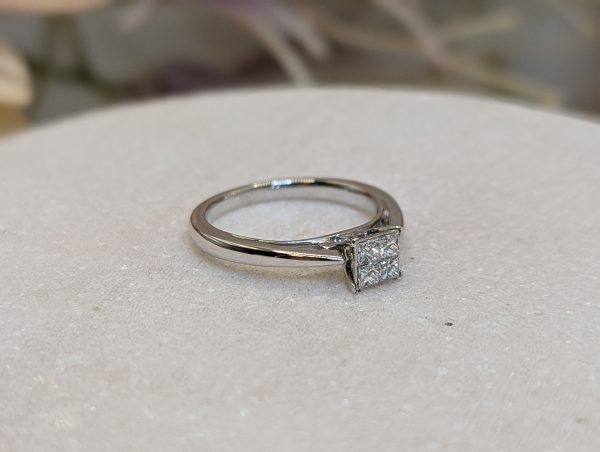 Ladies 18CT White Gold Diamond Solitaire Ring (4.0gms) - BP306383 - Image 7