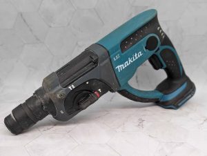 Makita 18V SDS Plus Rotary Hammer Skin-Only (DHR202) - BP376761