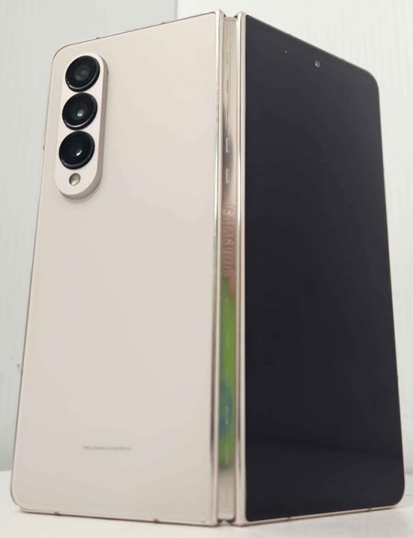 Samsung Galaxy Z Fold4 1TB #GN376416 - Image 12