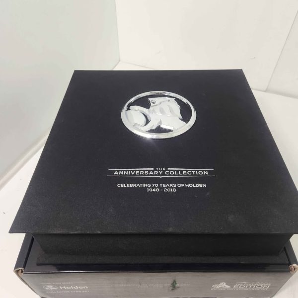 HOLDEN COLLECTABLE BADGE ANNIVERSARY EDITION #GN352282 - Image 6