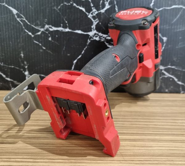 Milwaukee 18V Impact Driver TW373877 - Image 8