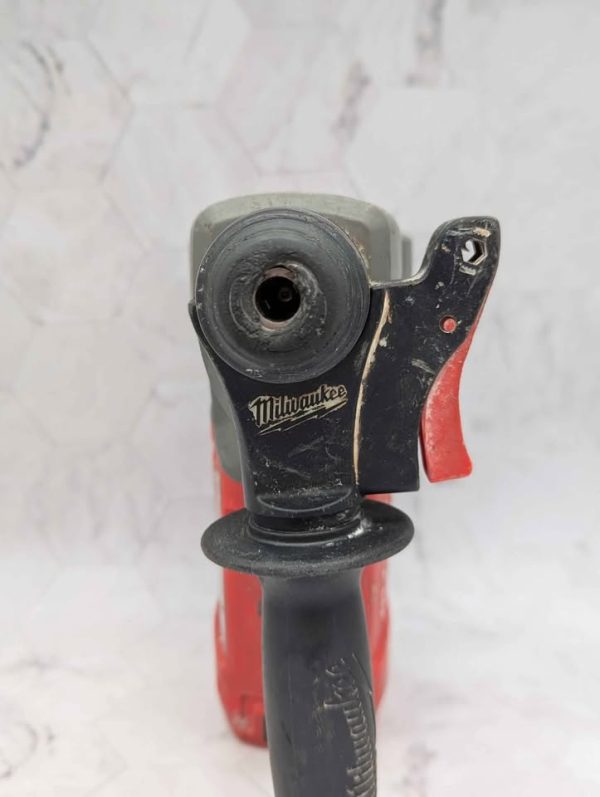 Milwaukee 18V SDS Plus Rotary Hammer Skin-Only (M18 CH) - BP376377 - Image 3
