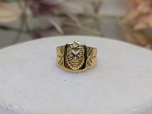 Men's 9CT Yellow Gold Lion Signet Ring (6.3gms) - BP376604 - Image 3