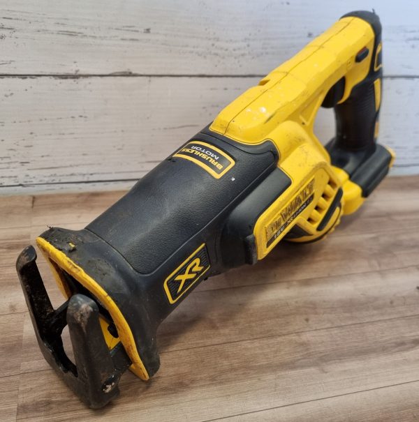 DeWalt Reciprocating Saw TW373332 - Image 7