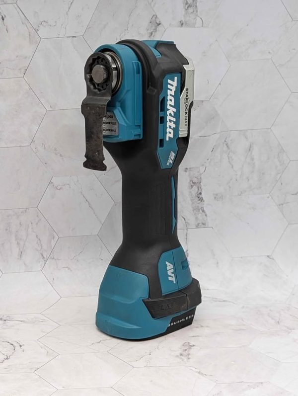 Makita 18V Multi Tool Skin-Only (DTM52) - BP376759