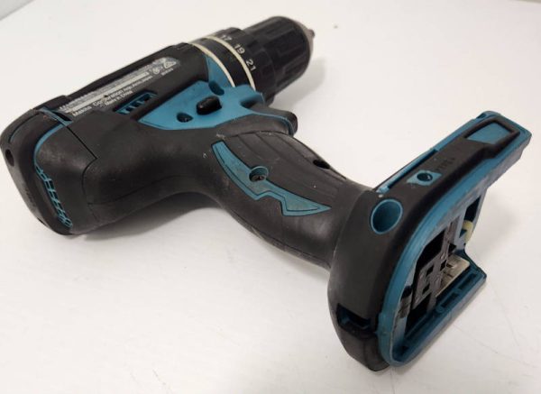MAKITA 18V HAMMER DRILL-SKIN ONLY #GN369051 - Image 10
