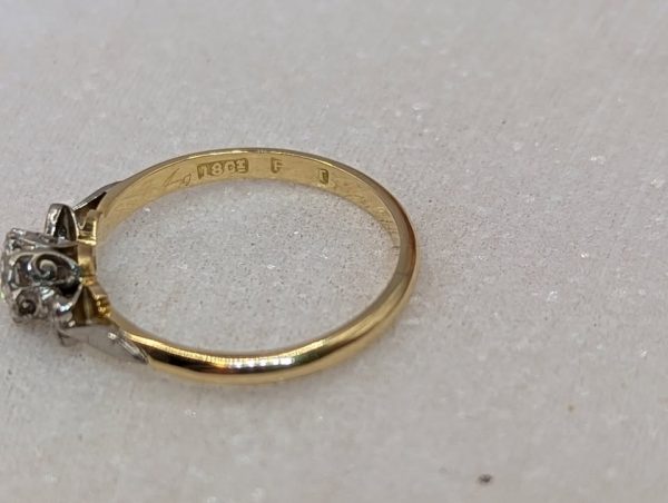 Lady's 18CT Yellow Gold Diamond Solitaire Ring (2.3gms) - BP201825 - Image 6