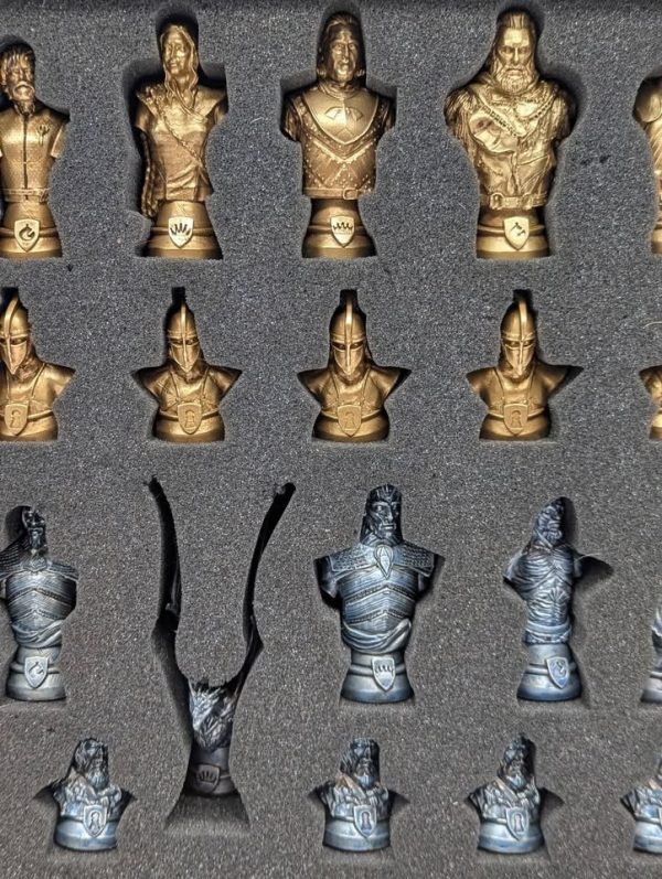 Game of Thrones Collectors Chess Set - BP373716 - Image 13