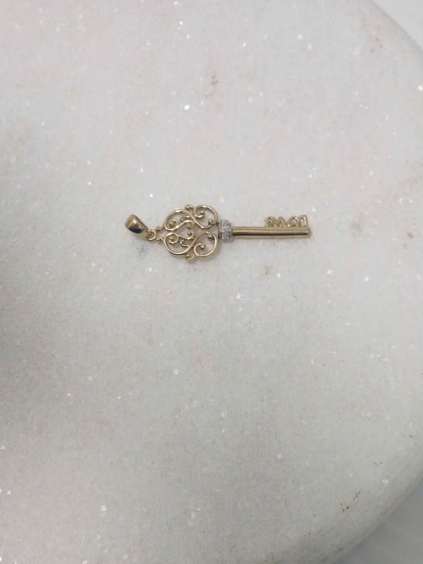 9CT YELLOW GOLD KEY PENDANT #GN373800 - Image 6