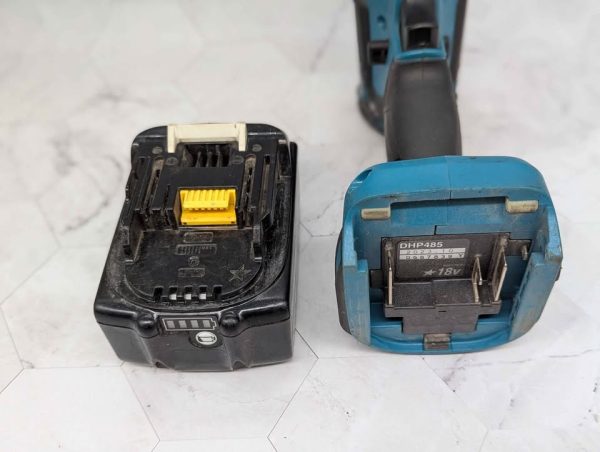 Makita 18V Brushless Hammer Drill Driver w/ 5Ah Battery - BP375402 - Image 6