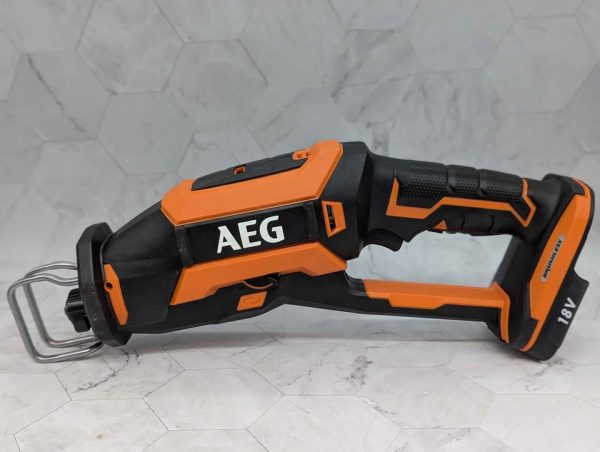 AEG 18V Brushless Pruning Saw Skin-Only (A18PS1) - BP379291 - Image 4