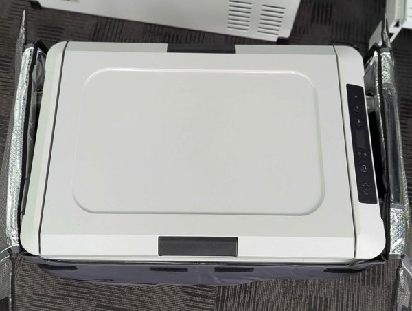 Dometic 43.5L Portable Fridge/Freezer (CFF45) - BP379295 - Image 5