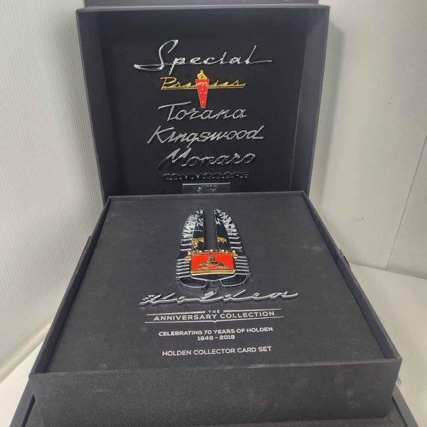 HOLDEN COLLECTABLE BADGE ANNIVERSARY EDITION #GN352282 - Image 7