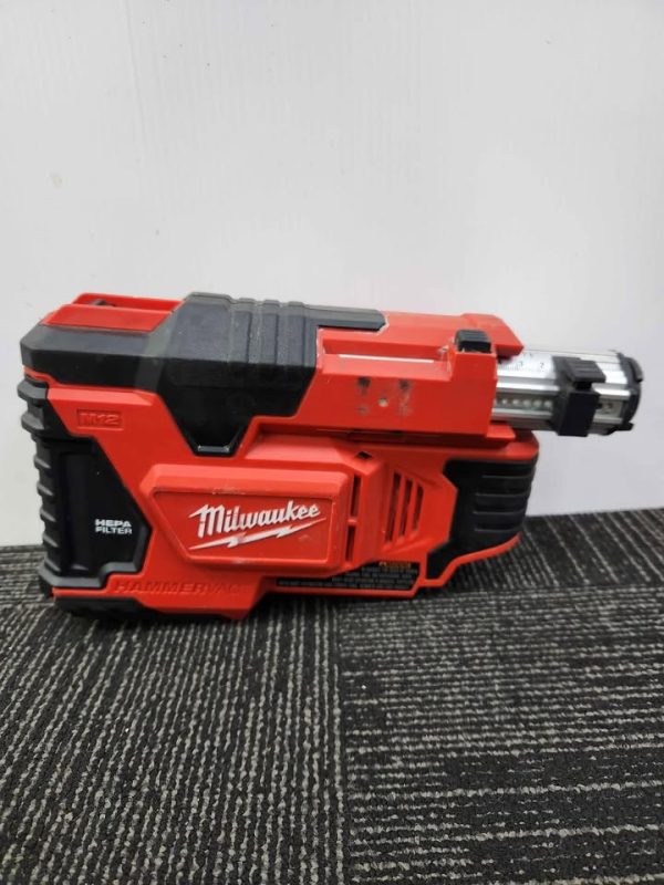 Milwaukee 12V Hammervac Dust Extractor Skin-Only (M12 DE) - BP340173 - Image 2